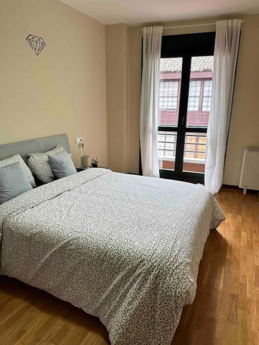 Apartamento Con Vistas A La Montana Infiesto Εξωτερικό φωτογραφία